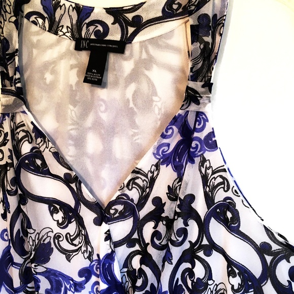 INC Blue White Scroll Print V-Neck Surplice Top XL - Picture 3 of 4